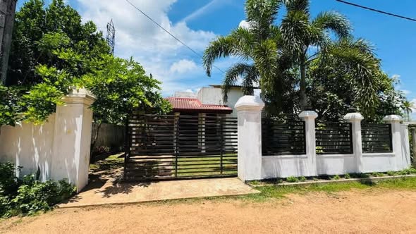 Land &amp; Home for Sale Veyangoda
