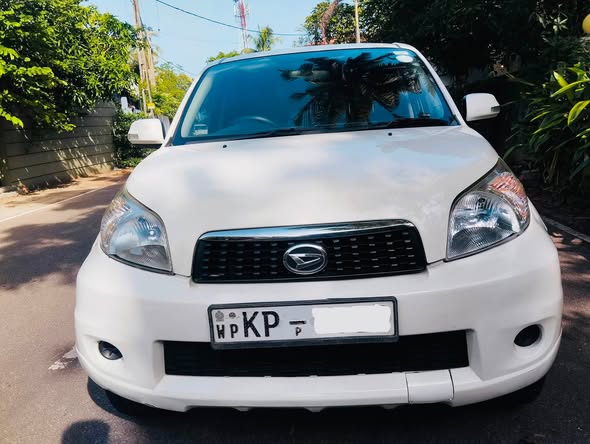 Daihatsu Terios 1.5L – 2011 Model, 170,000 km, White