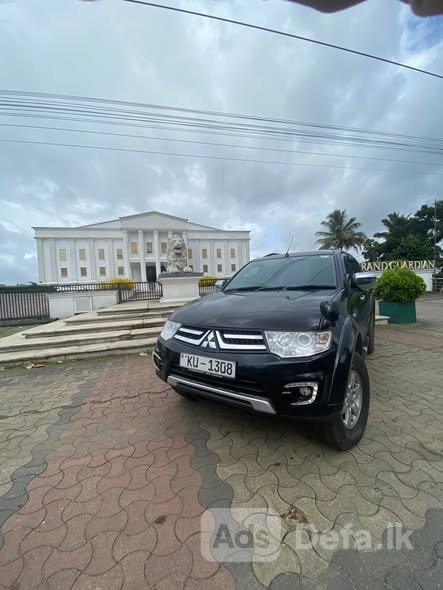 Mitsubishi Montero Sport 2012 for Sale